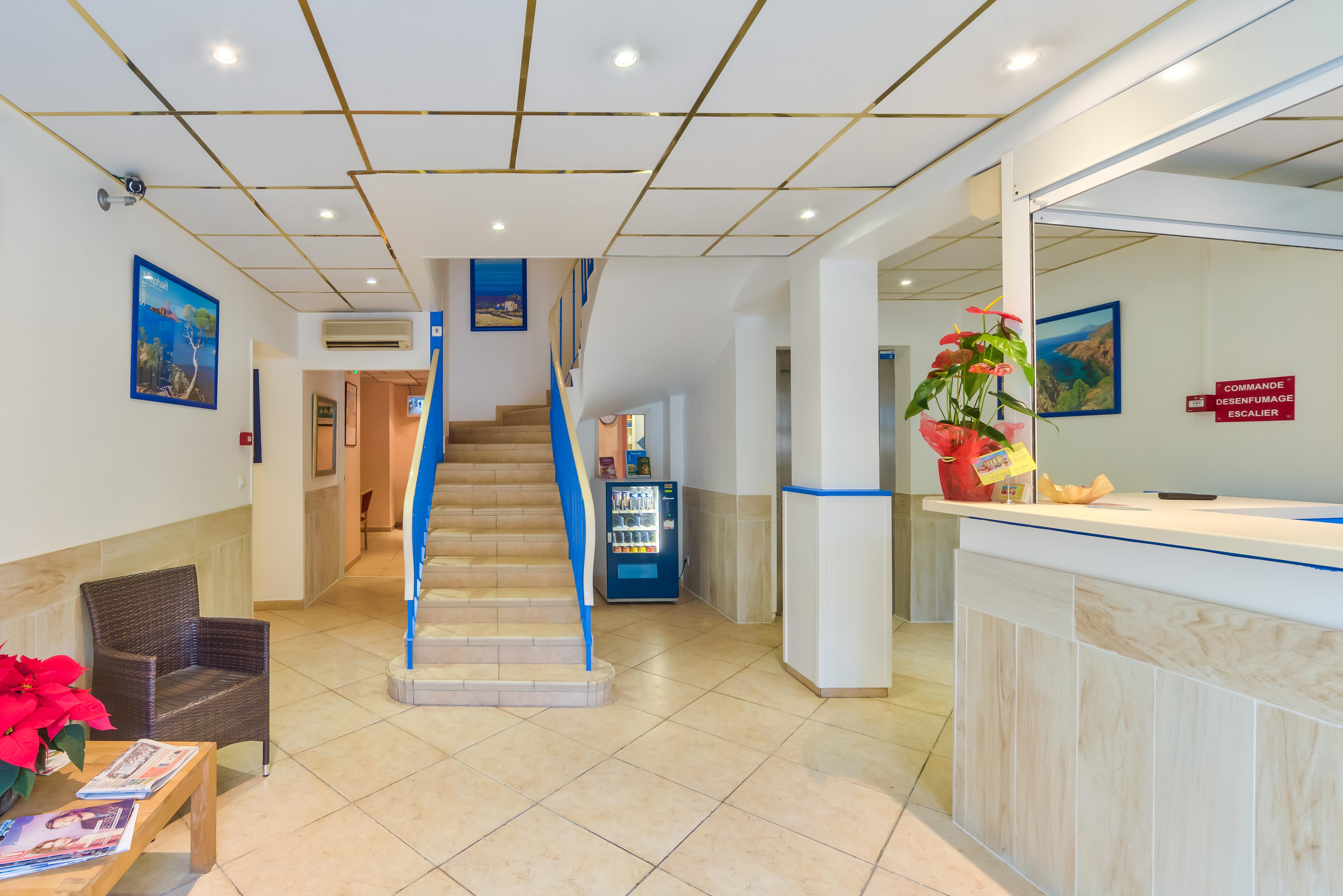 Hotel Provencal Saint-Raphael  Luaran gambar