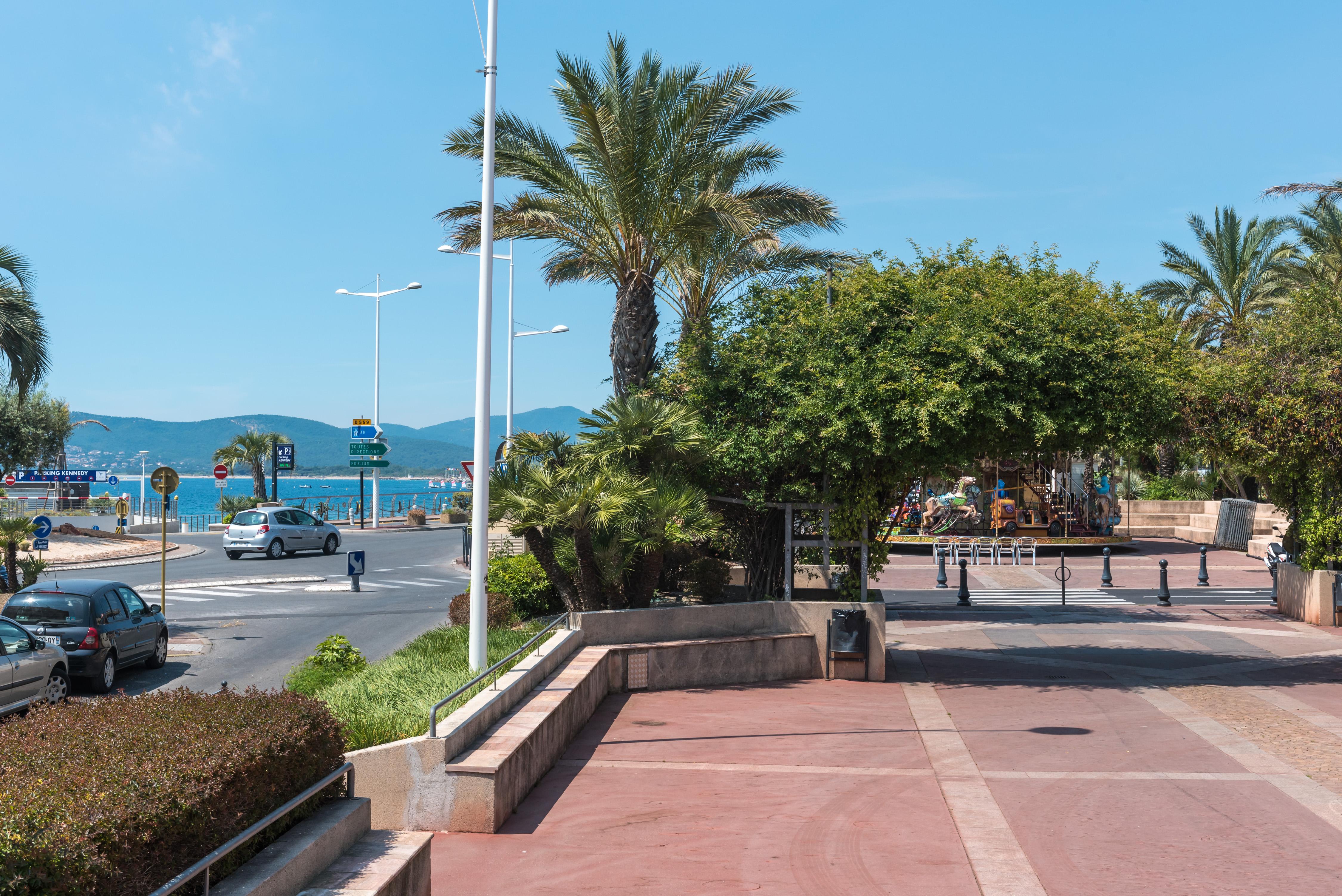 Hotel Provencal Saint-Raphael  Luaran gambar